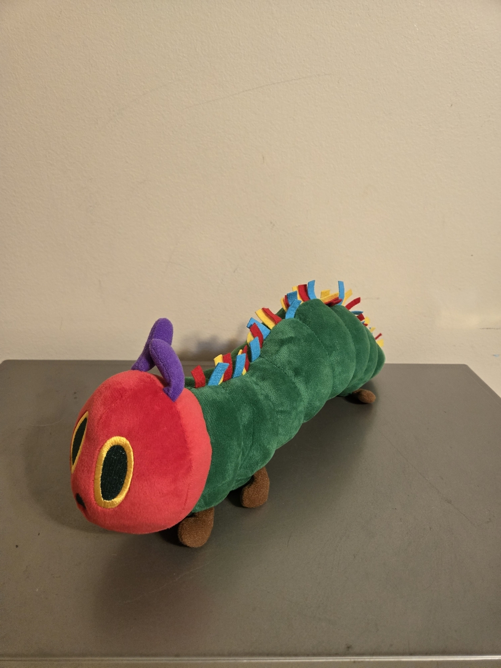 The Very Hungry Caterpillar Plush (The World of Eric Carle) - 14"